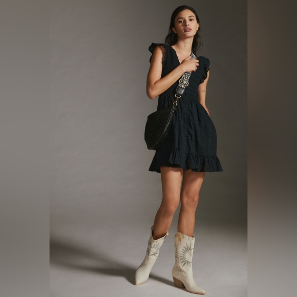 Anthropologie Dresses & Skirts - Anthropologie Peregrine Mini Dress Women's Size XS Black Cotton Smocked Pockets